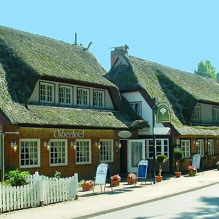 Das Ostseehotel Blekendorf Exterior photo